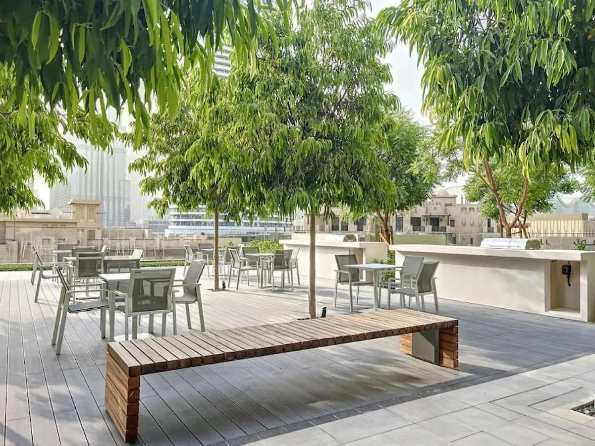 Burj Royale - Classic One Bedroom Dubai Apartment