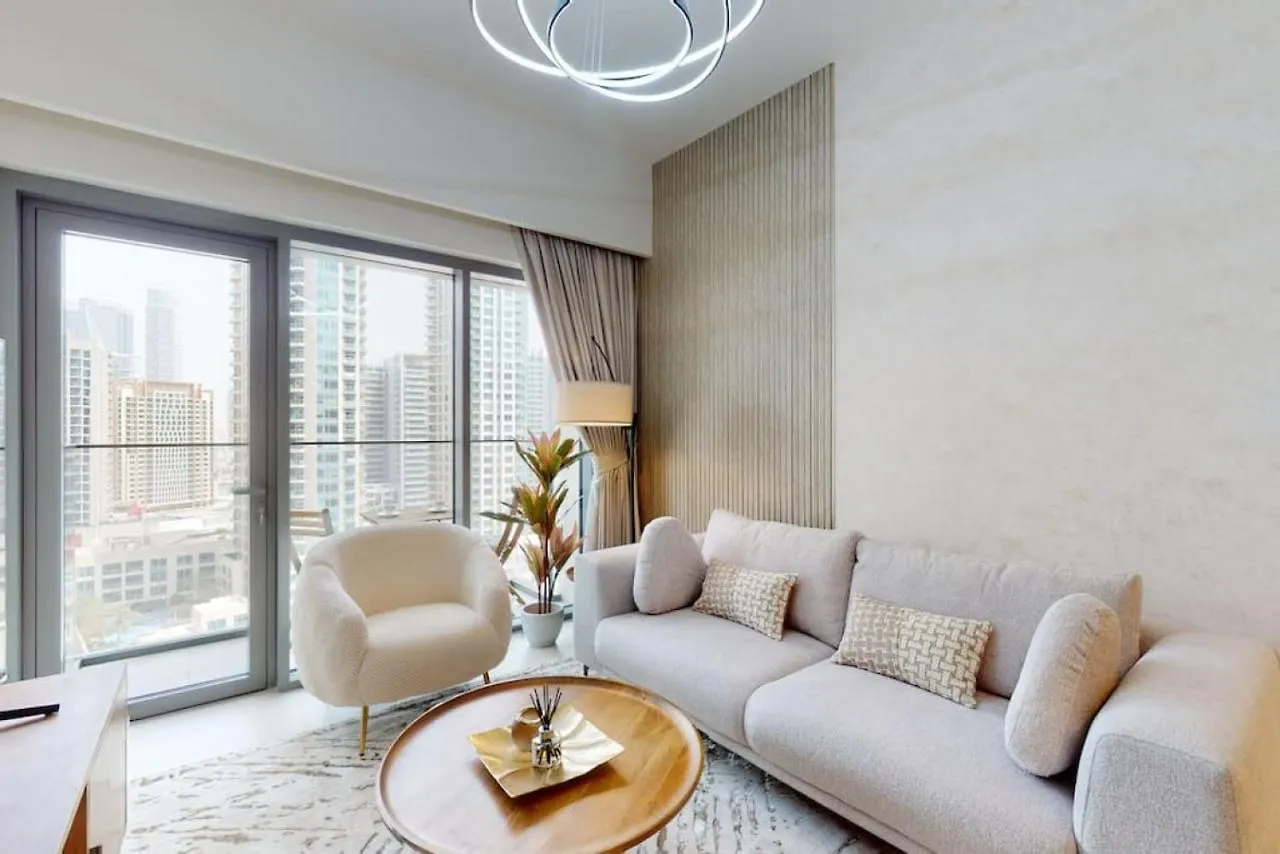 Burj Royale - Classic One Bedroom Dubai 0*,