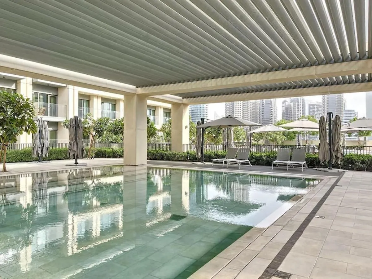 Burj Royale - Classic One Bedroom Dubai Apartment